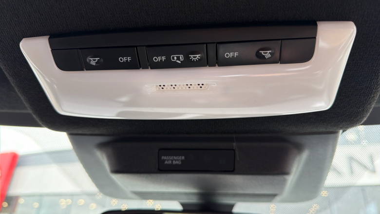 Nissan Juke 1.0 DiG-T N-Connecta 5dr Petrol Hatchback